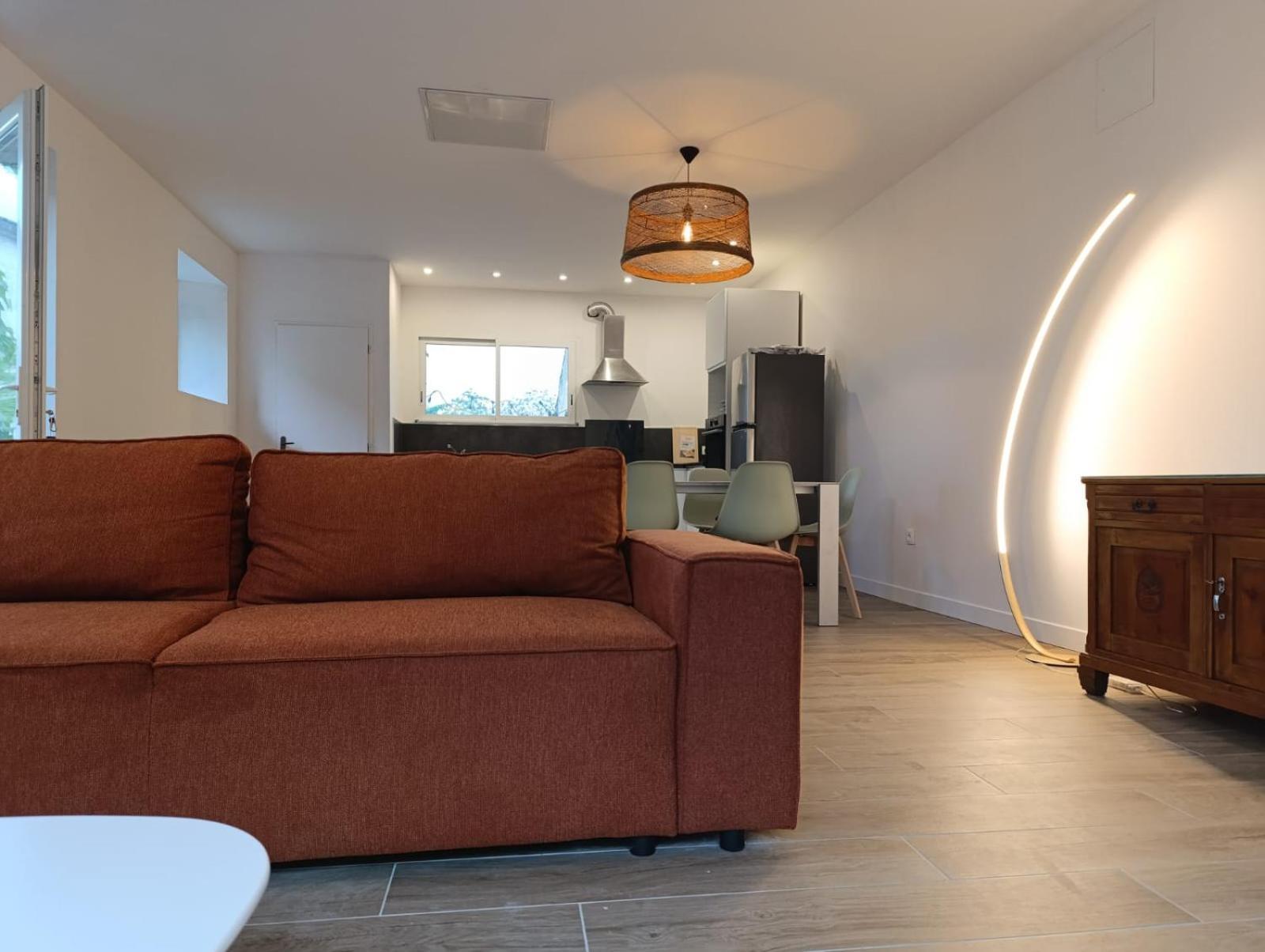 Maison Irondas Saint-Pierre-d'Aurillac Екстериор снимка