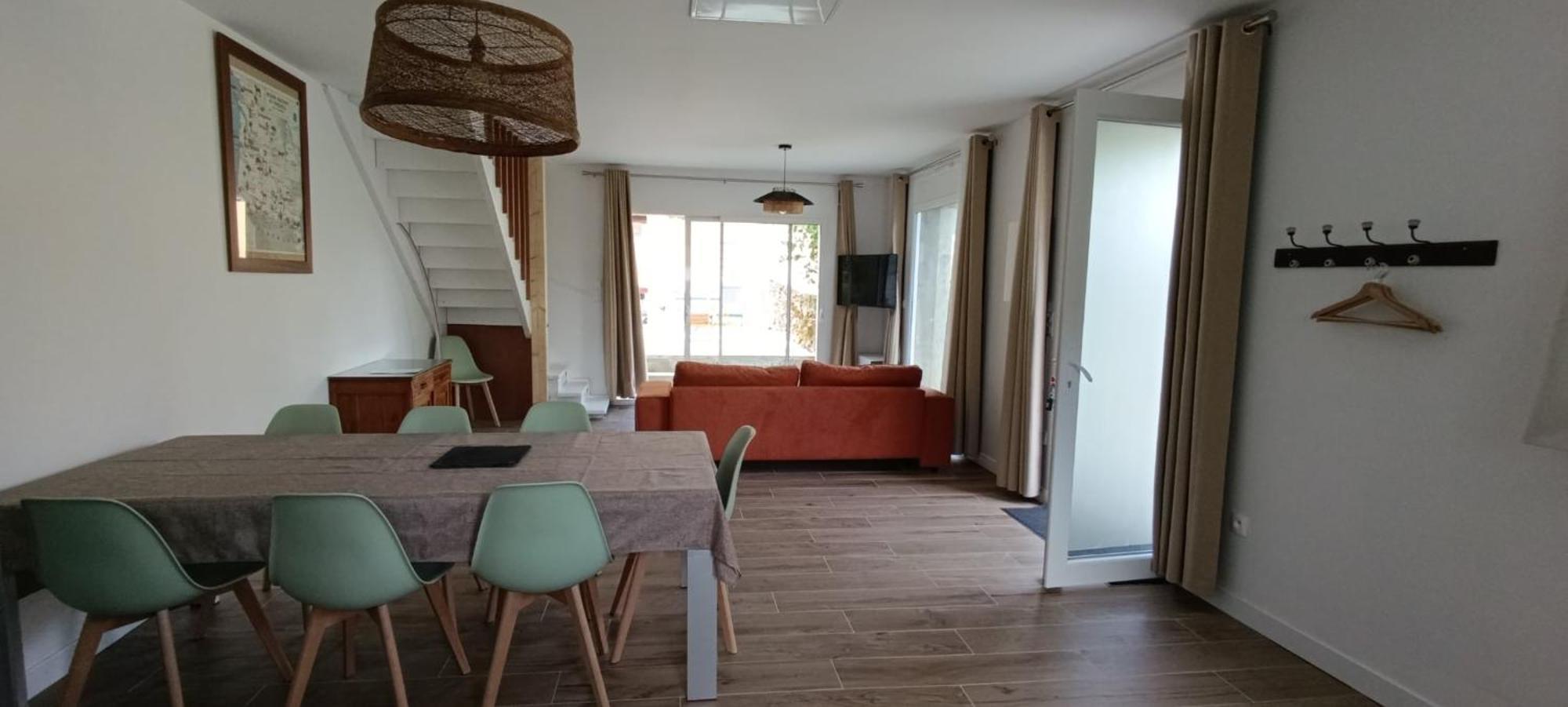 Maison Irondas Saint-Pierre-d'Aurillac Екстериор снимка