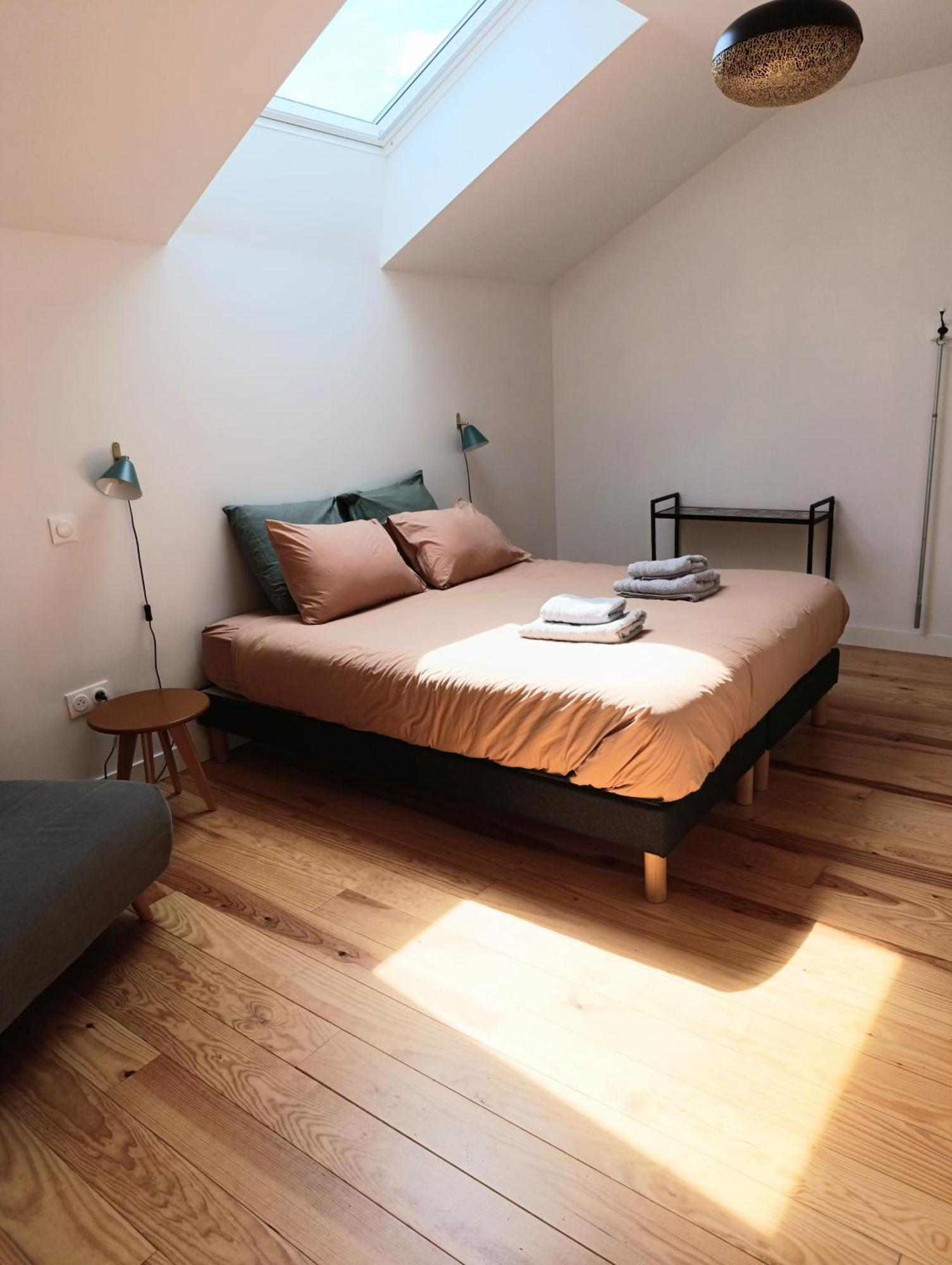 Maison Irondas Saint-Pierre-d'Aurillac Екстериор снимка